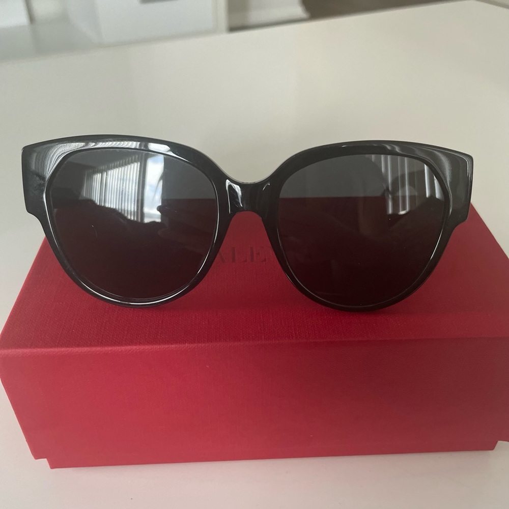Dior sunglasses